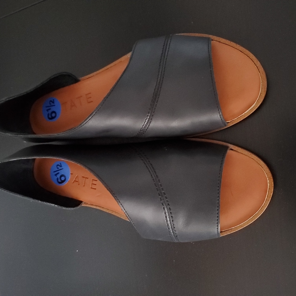 1.State Celvin Slip On
